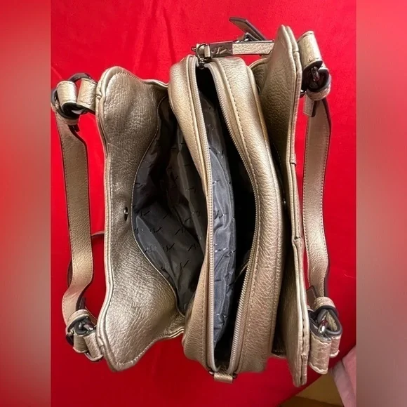 Simply Vera Vera Wang Satchel Bag Light Gold Logo on Front 9” H x 13” W x4.5” D - Picture 5 of 7